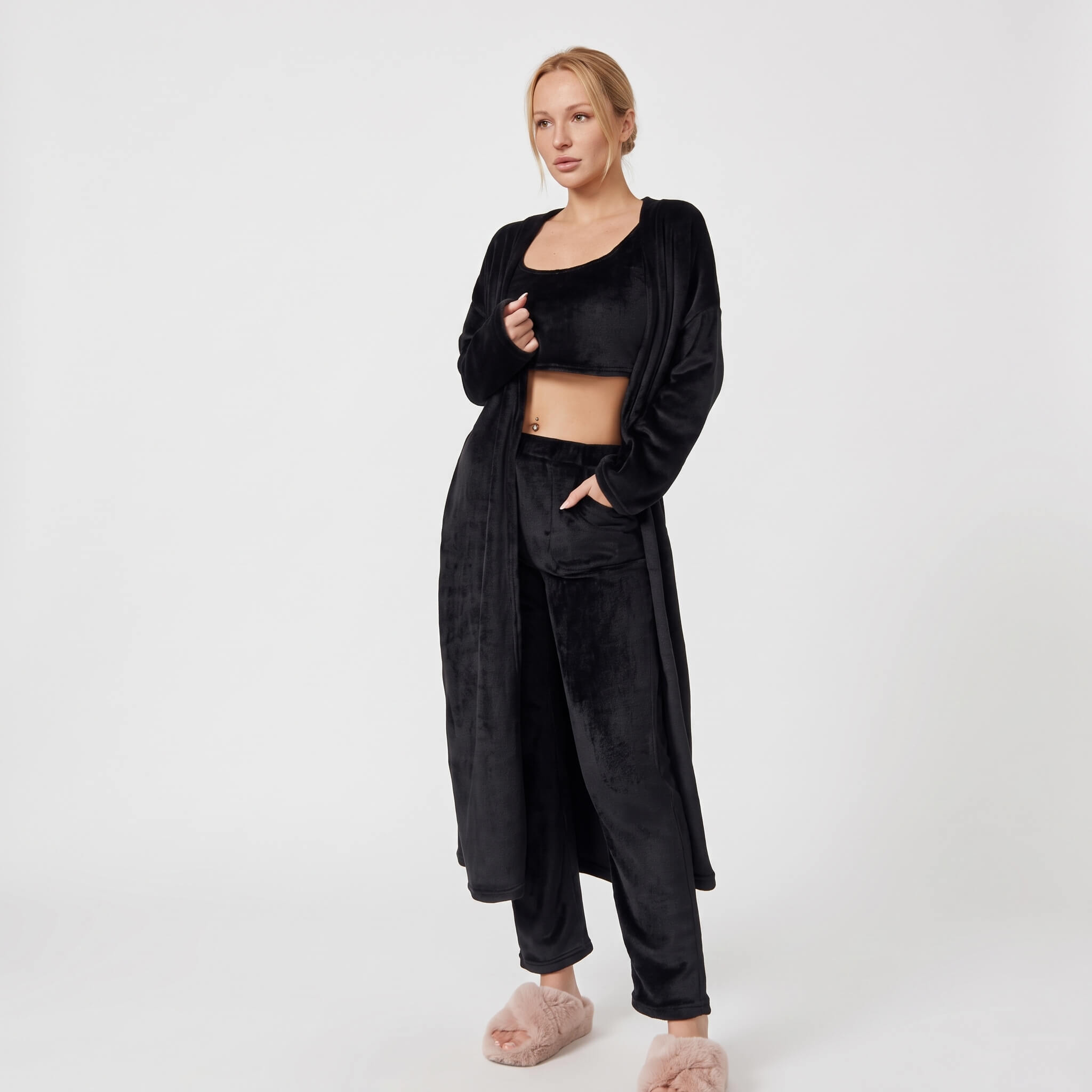 Velvethappiness Cozy 3-Piece Cute Loungewear Pajama Set for Women Black 01